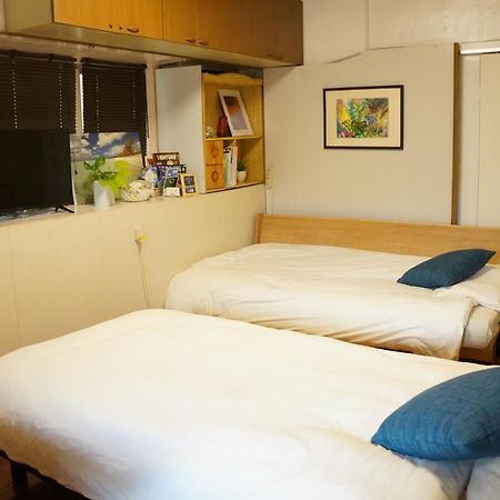 Guest House Renga II Урума Екстериор снимка