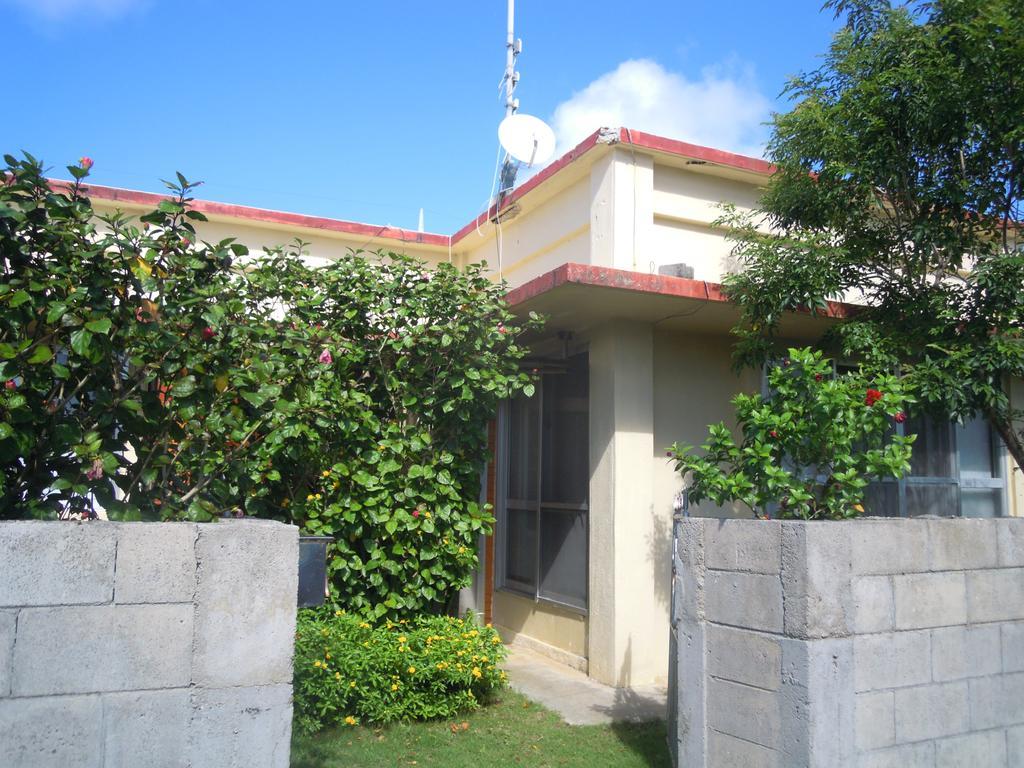 Guest House Renga II Урума Екстериор снимка